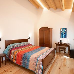 B&B Basta Bussare